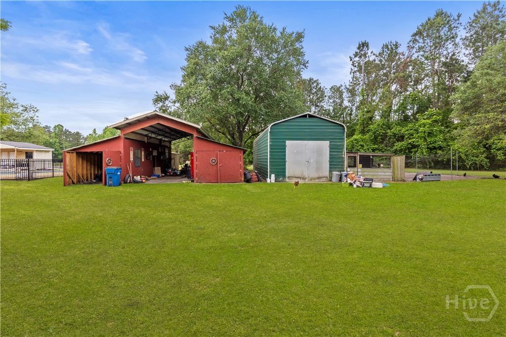 Image 25 of property listing at 535 & 565 Deer Run Road, Ellabell, GA 31308