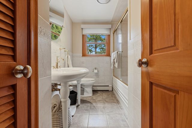 31 Charme Road, Billerica, MA 01821