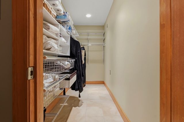 31 Charme Road, Billerica, MA 01821