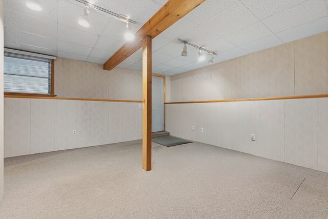 31 Charme Road, Billerica, MA 01821