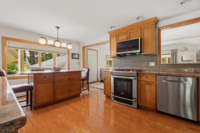 31 Charme Road, Billerica, MA 01821