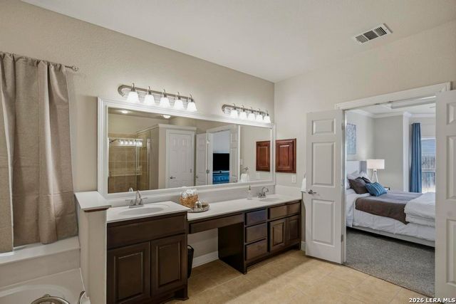31 HORSESHOE CYN, San Antonio, TX 78258