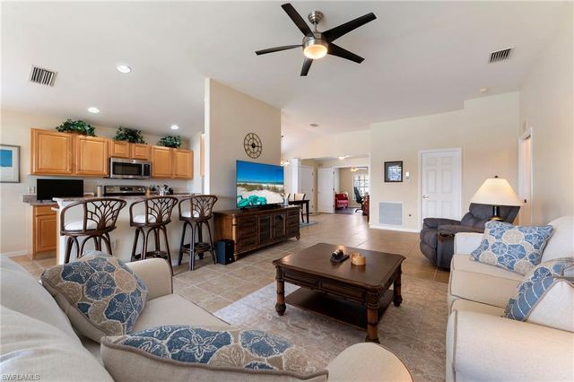 10025 Majestic AVE, Fort Myers, FL 33913