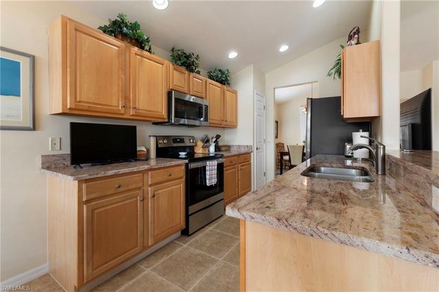 10025 Majestic AVE, Fort Myers, FL 33913
