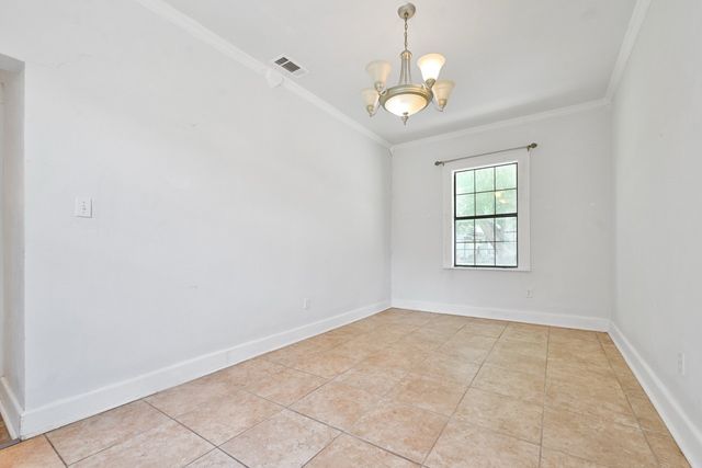 801 S Sutton Street, Mabank, TX 75147