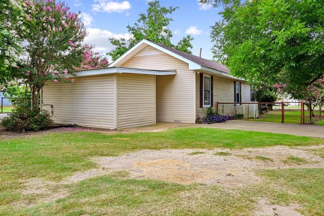 801 S Sutton Street, Mabank, TX 75147