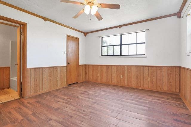 801 S Sutton Street, Mabank, TX 75147