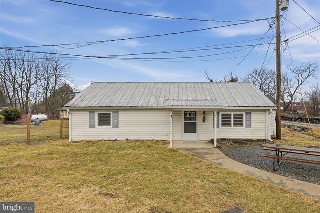 8238-4 DAM NUMBER 4 RD, Williamsport, MD 21795