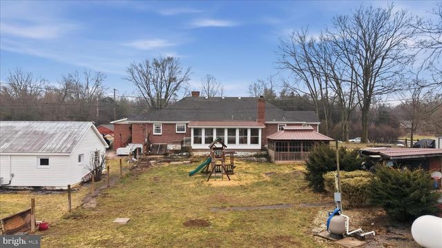 8238-4 DAM NUMBER 4 RD, Williamsport, MD 21795