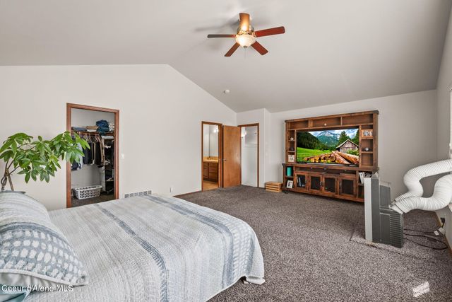 2893 W Strawberry LN, Hayden, ID 83835