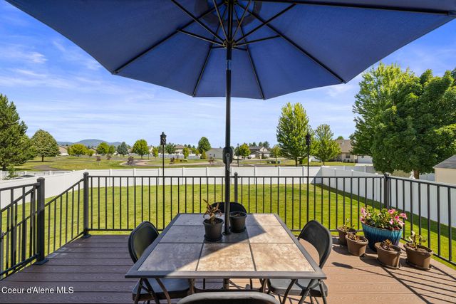 2893 W Strawberry LN, Hayden, ID 83835