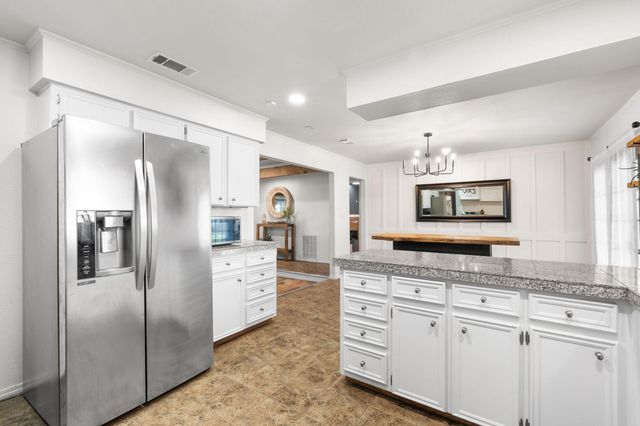 1421 Fm 1660, Hutto, TX 78634
