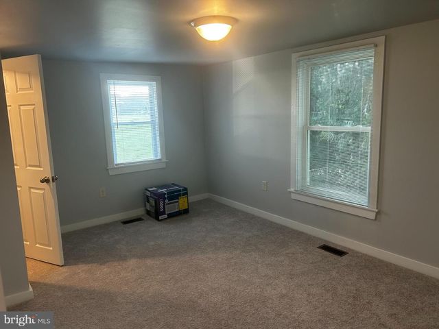 552 SICKLER AVE, Sicklerville, NJ 08081