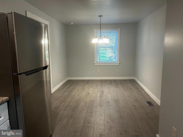 552 SICKLER AVE, Sicklerville, NJ 08081