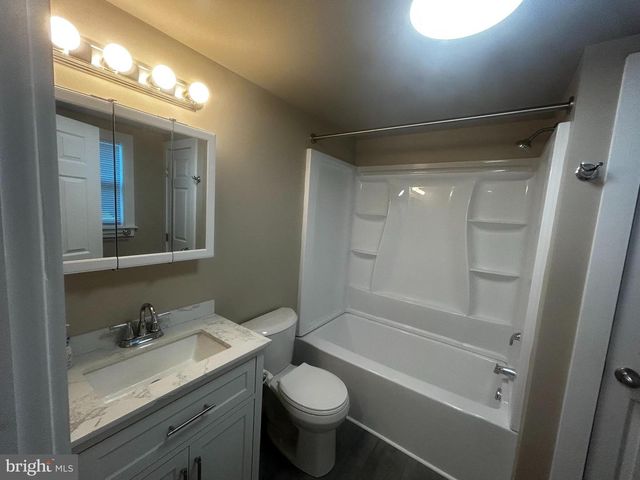 552 SICKLER AVE, Sicklerville, NJ 08081