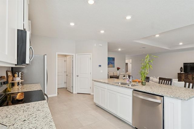 10702 LAXER CAY LOOP, San Antonio, FL 33576