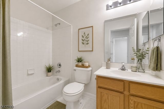 103 Riverwalk Way, Clifton City, NJ 07014