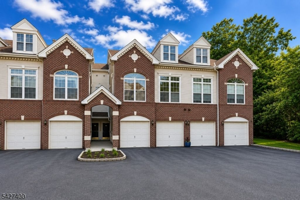 103 Riverwalk Way, Clifton City, NJ 07014