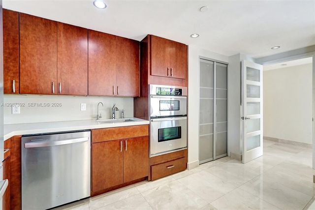 4000 Island Boulevard 402, Aventura, FL 33160