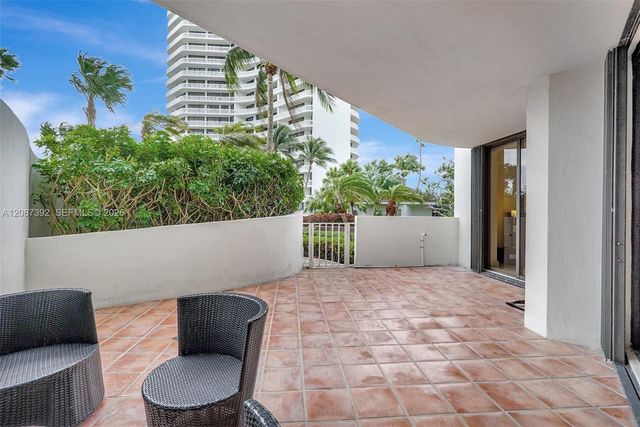 4000 Island Boulevard 402, Aventura, FL 33160