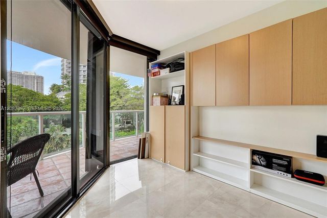 4000 Island Boulevard 402, Aventura, FL 33160