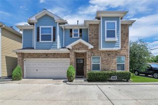 4827 Hardy Street, Houston, TX 77009