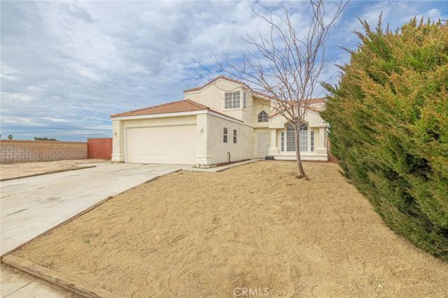 2601 Via Madalena, Lancaster, CA 93535