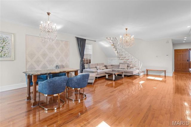 4254 Humphrey Street, St Louis, MO 63116