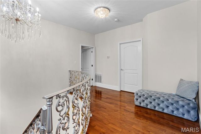 4254 Humphrey Street, St Louis, MO 63116