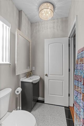 4254 Humphrey Street, St Louis, MO 63116
