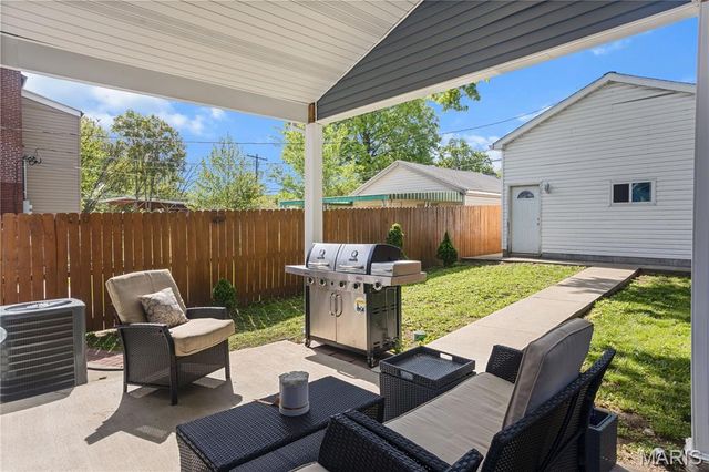 4254 Humphrey Street, St Louis, MO 63116