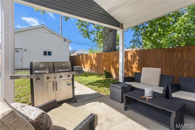 4254 Humphrey Street, St Louis, MO 63116