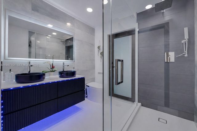 17203 SW 78th Pl, Palmetto Bay, FL 33157