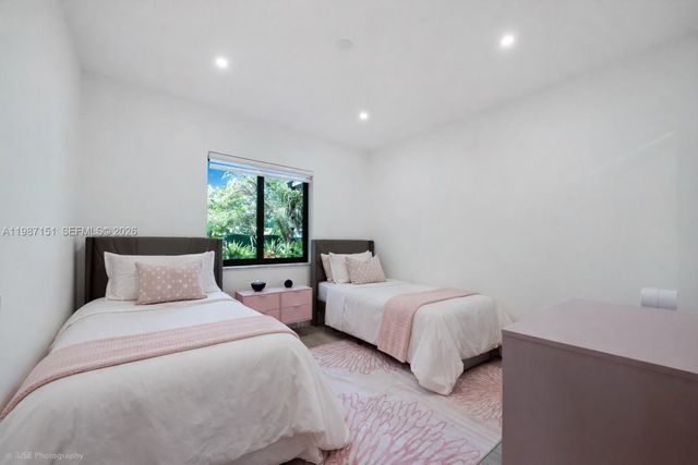 17203 SW 78th Pl, Palmetto Bay, FL 33157