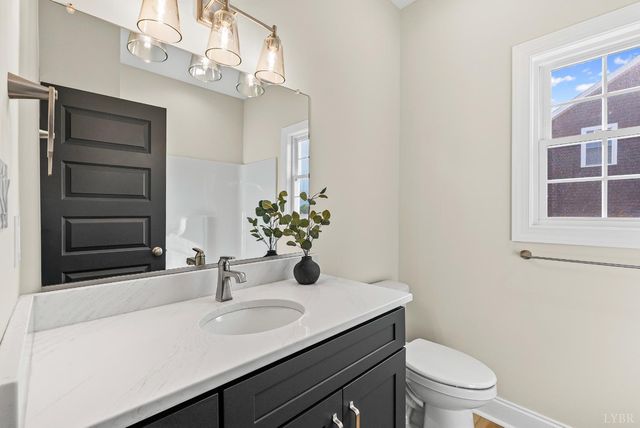 1295 Boonsboro Meadows Drive, Lynchburg, VA 24503