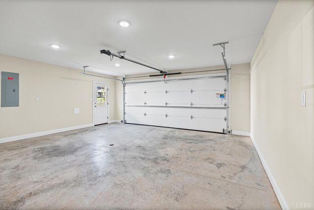 1295 Boonsboro Meadows Drive, Lynchburg, VA 24503