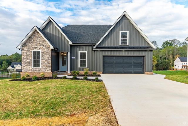 1295 Boonsboro Meadows Drive, Lynchburg, VA 24503