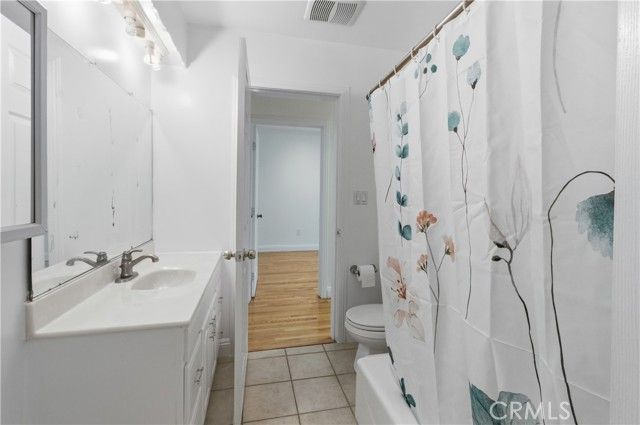 11131 Dempsey, Granada Hills (los Angeles), CA 91344