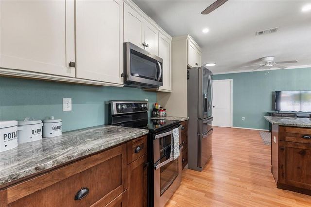 3903 24TH AVENUE W, Bradenton, FL 34205