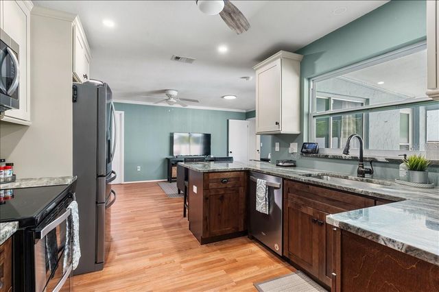 3903 24TH AVENUE W, Bradenton, FL 34205