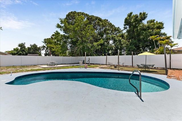 3903 24TH AVENUE W, Bradenton, FL 34205