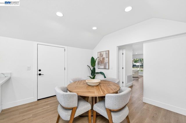 1038 Division St, Pleasanton, CA 94566