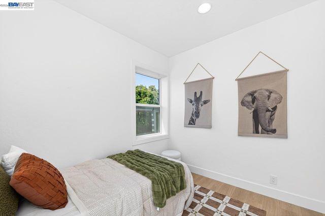 1038 Division St, Pleasanton, CA 94566