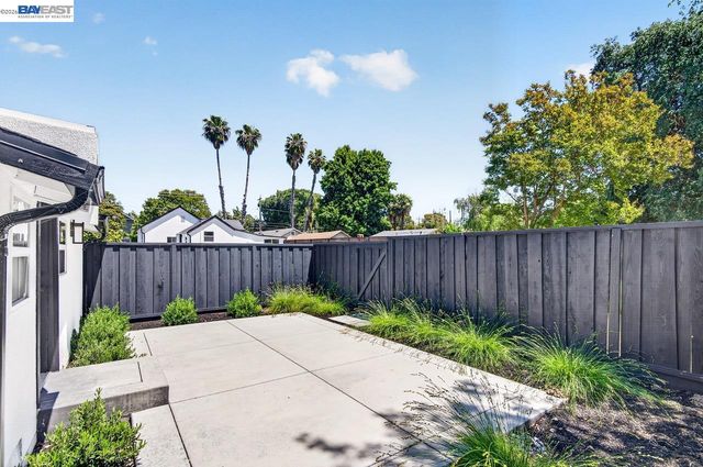 1038 Division St, Pleasanton, CA 94566