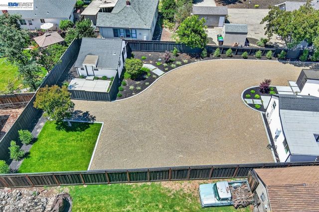 1038 Division St, Pleasanton, CA 94566