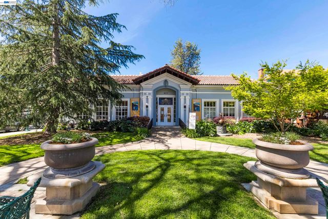 1038 Division St, Pleasanton, CA 94566