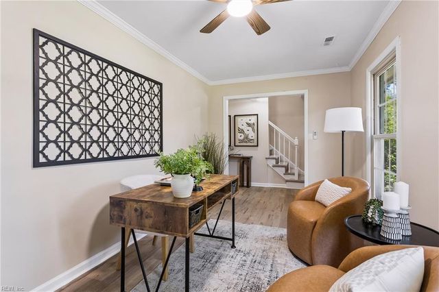 99 W Rexford DR, Newport News, VA 23608