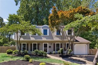 99 W Rexford DR, Newport News, VA 23608
