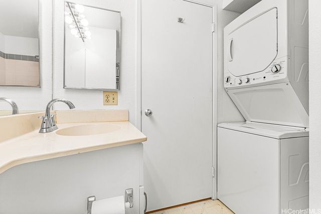 92-1206 Palahia Street P203, Kapolei, HI 96707