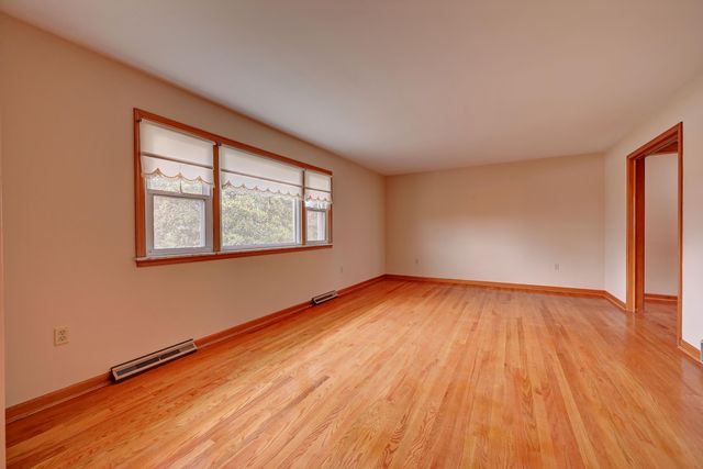 1715 Fort Henry Drive, Fort Wright, KY 41011